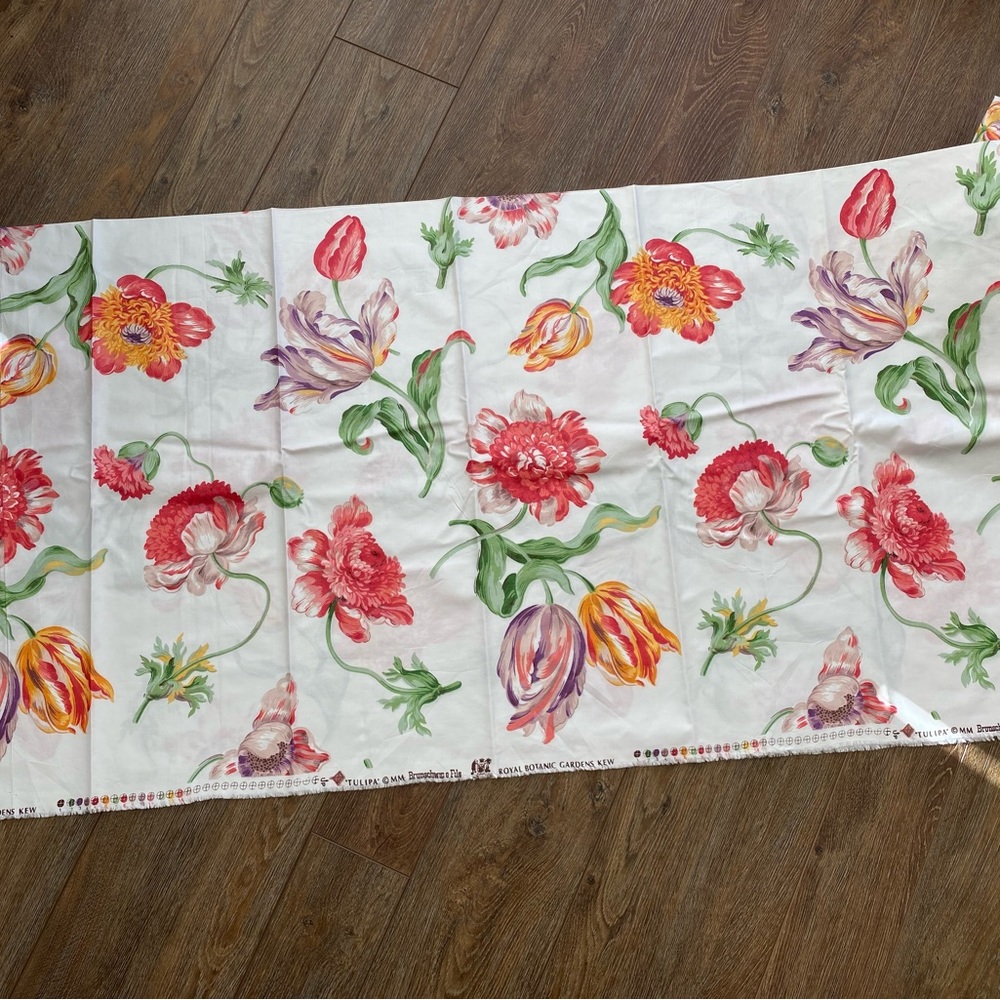Brunschwig & Fils Designer fabric Royal Botanic Gardens Kew Tulipa - Picture 6 of 16